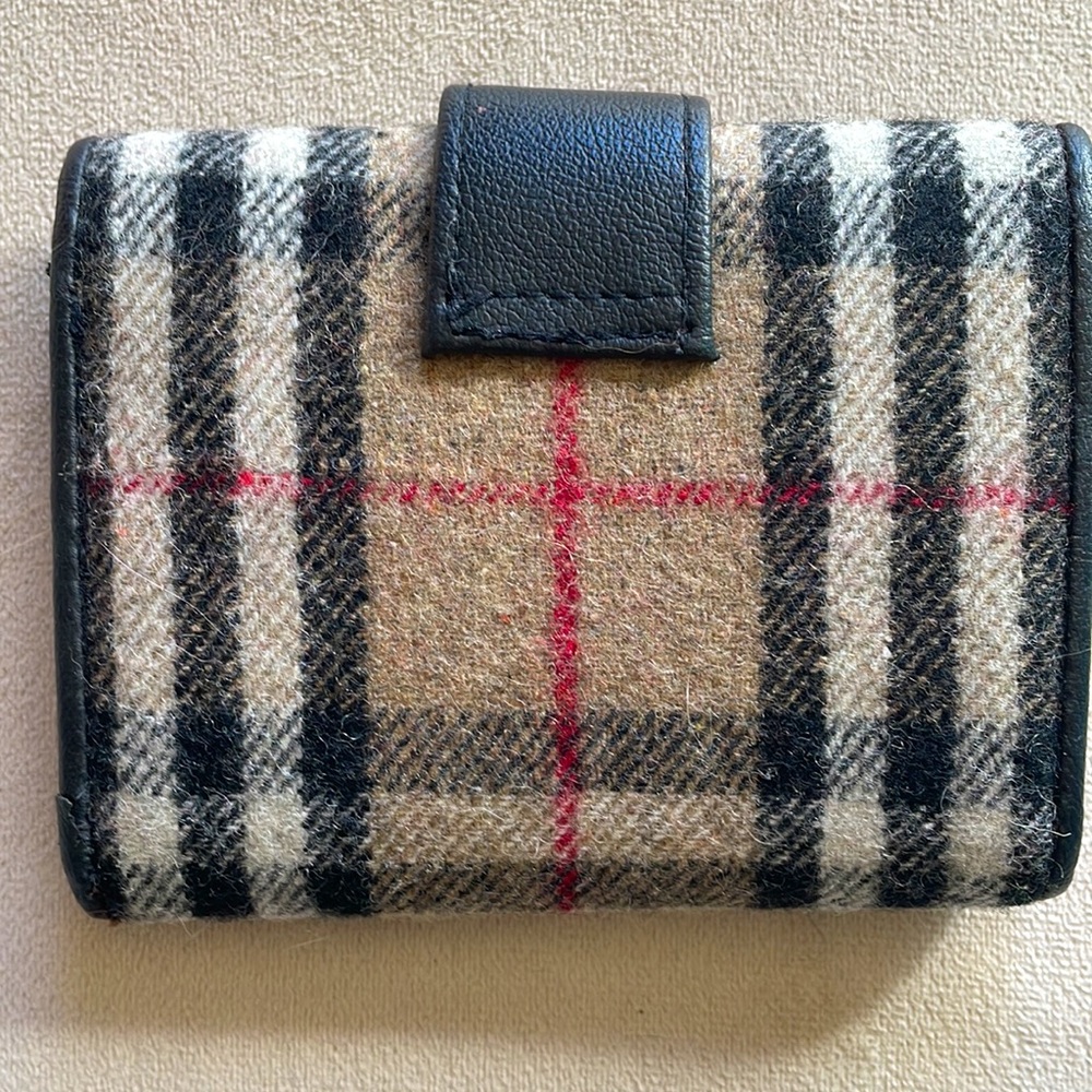 Small wool wallet - Picture 2 of 3